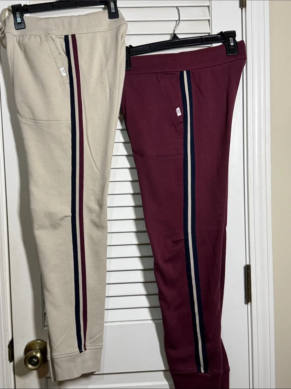 GAP Kids Navy, Burgundy and Tan Logo Sweatshirt & Joggers Sets. Like New  XXL.
